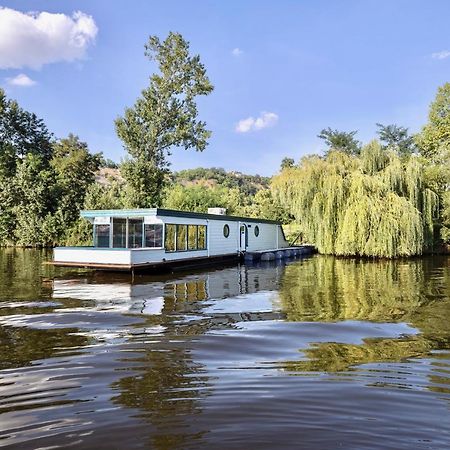 Houseboat - Best Place In Прага Екстериор снимка