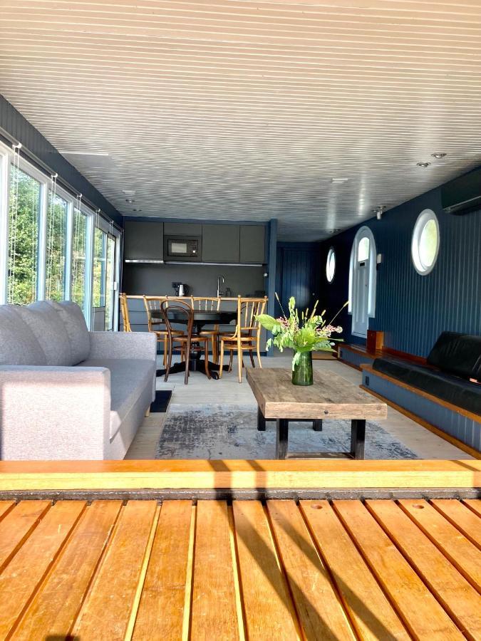 Houseboat - Best Place In Прага Екстериор снимка