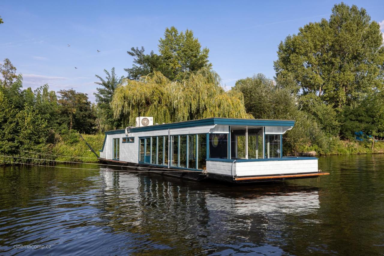 Houseboat - Best Place In Прага Екстериор снимка