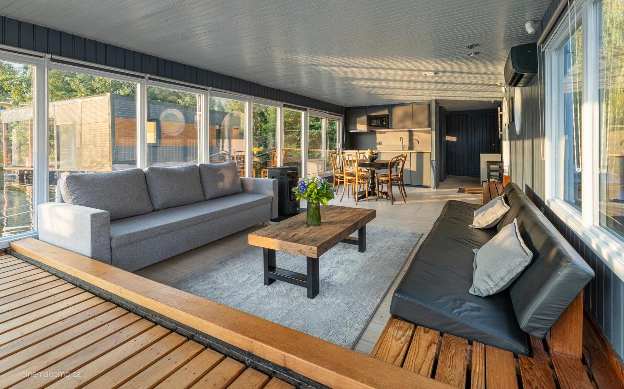 Houseboat - Best Place In Прага Екстериор снимка